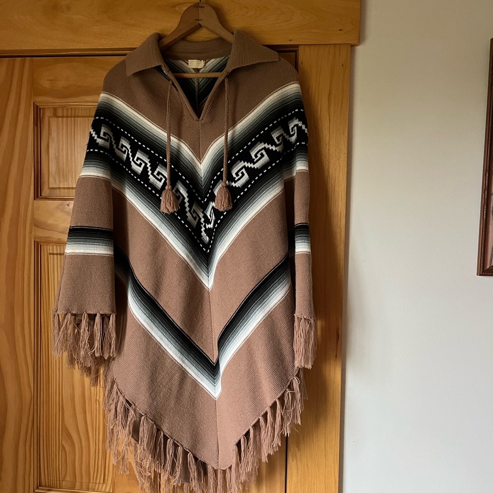 Vintage 1970’s Aztec design poncho